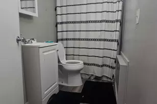 200 Main St, Claremont, NH 03743 - Photo 8