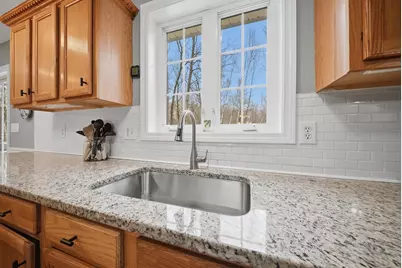 41 Drew Woods Drive, Derry, NH 03038 - Photo 14