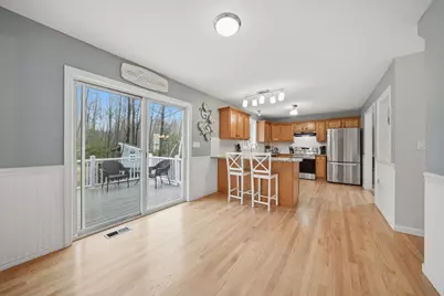 41 Drew Woods Drive, Derry, NH 03038 - Photo 8