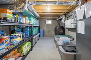 129 Brady Cir, Manchester, NH 03109 - Photo 52