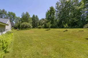 3 Skidoo Ln, Deerfield, NH 03037 - Photo 8