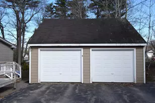 6 George&apos S Ln, Fremont, NH 03044 - Photo 4