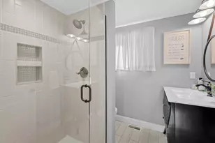 43 Shore Dr, Salem, NH 03079 - Photo 30