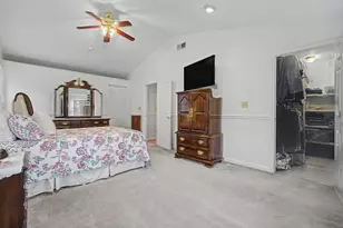 13 Glenview Dr, Hudson, NH 03051 - Photo 26