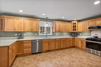 136 Wyndridge Circle, Pelham, NH 03076 - Photo 20