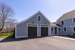 24 Great Bay Rd, Greenland, NH 03840 - Photo 2