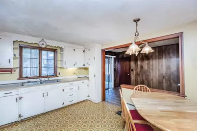 37 Iris Avenue, Salem, NH 03079 - Photo 10