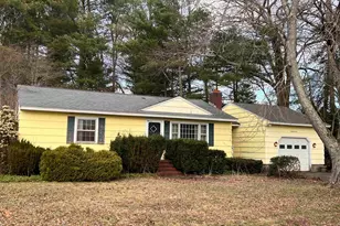 37 Iris Ave, Salem, NH 03079 - Photo 1