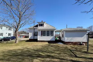 10 Willey St, Rochester, NH 03867 - Photo 4