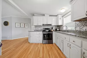 36 N Emperor Dr, Concord, NH 03303 - Photo 8