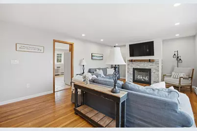 15 Henderson Road, Gilford, NH 03249 - Photo 18