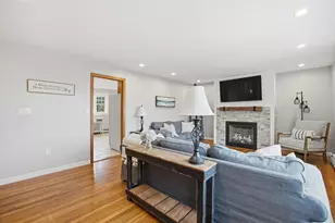 15 Henderson Rd, Gilford, NH 03249 - Photo 18