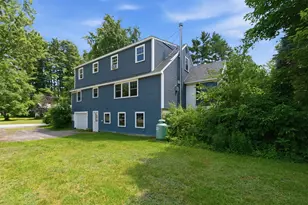 15 Henderson Rd, Gilford, NH 03249 - Photo 4
