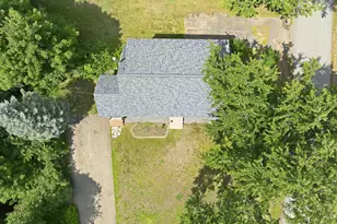15 Henderson Rd, Gilford, NH 03249 - Photo 6