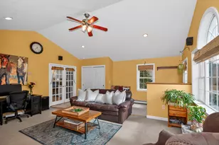 2 Joslin Rd, Amherst, NH 03031 - Photo 4