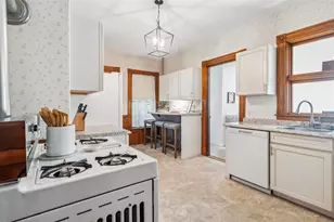 73 Gilford Ave, Laconia, NH 03246 - Photo 16