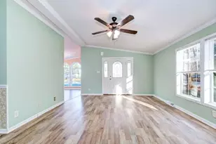 17 Winter St, Salem, NH 03079 - Photo 10