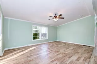 17 Winter St, Salem, NH 03079 - Photo 12