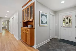 211 Hedgerose Ln, Hopkinton, NH 03229 - Photo 4