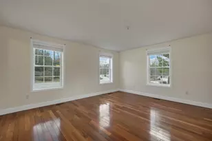 7 Leaor Cir, Hudson, NH 03051 - Photo 28