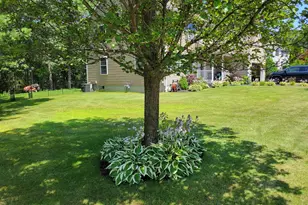 7 Leaor Cir, Hudson, NH 03051 - Photo 58