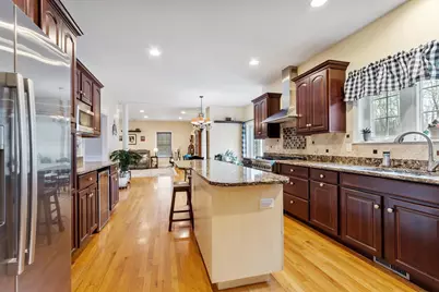 21 Edinburgh Road, Windham, NH 03087 - Photo 4