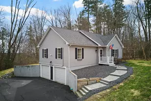 12 Ebony Dr, Rochester, NH 03867 - Photo 2