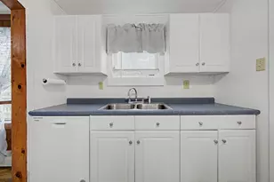 88 Cash St, Croydon, NH 03773 - Photo 8