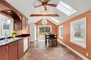 71 Old Rochester Rd, Dover, NH 03820 - Photo 4