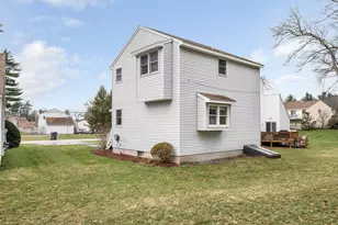 8 Fitzpatrick Cir, Nashua, NH 03063 - Photo 40