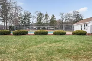 8 Fitzpatrick Cir, Nashua, NH 03063 - Photo 42