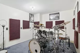 2 Freshwater Ct, Nashua, NH 03060 - Photo 26