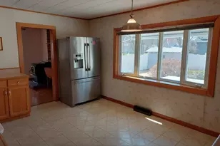 24 Park St, Swanzey, NH 03431 - Photo 12