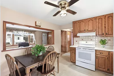 599 Brunelle Avenue, Manchester, NH 03103 - Photo 4