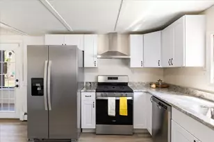 10 Cross Street St, Allenstown, NH 03275 - Photo 6