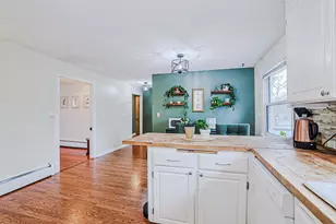 22 Tyler St, Salem, NH 03079 - Photo 12