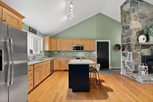 2 Riverwoods Dr, Exeter, NH 03833 - Photo 4