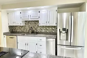 7 Rainbow Dr, Goffstown, NH 03045 - Photo 10