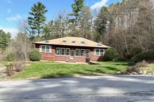 7 Rainbow Dr, Goffstown, NH 03045 - Photo 2