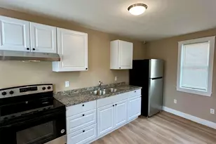 7 Jackson St, Rochester, NH 03867 - Photo 10