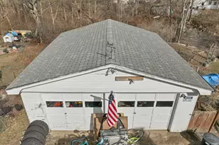 7 Maple St, Farmington, NH 03835 - Photo 16