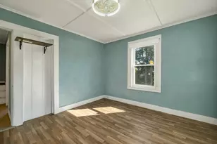 7 Maple St, Farmington, NH 03835 - Photo 16