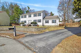 8 Katie Ln, Nashua, NH 03062 - Photo 2