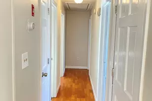 51 Island Pond Rd, Derry, NH 03038 - Photo 10