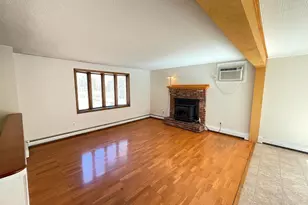 51 Island Pond Rd, Derry, NH 03038 - Photo 6