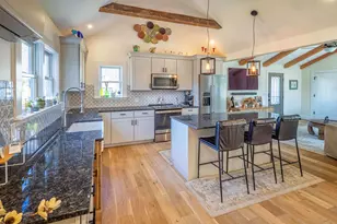 17 Beaumont Dr, Dover, NH 03820 - Photo 8
