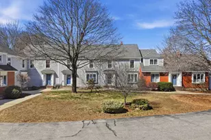 8 Mill Falls Rd, Pembroke, NH 03275 - Photo 2