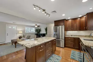 24 Healion St, Manchester, NH 03109 - Photo 14