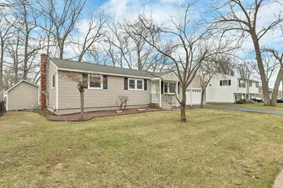 24 Healion Street, Manchester, NH 03109 - Photo 2