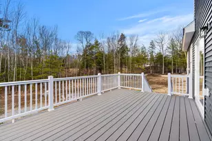 10 Blaisdell Ct, Raymond, NH 03077 - Photo 46